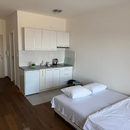 Lux Apartment Vidovic Рафаиловичи Екстериор снимка