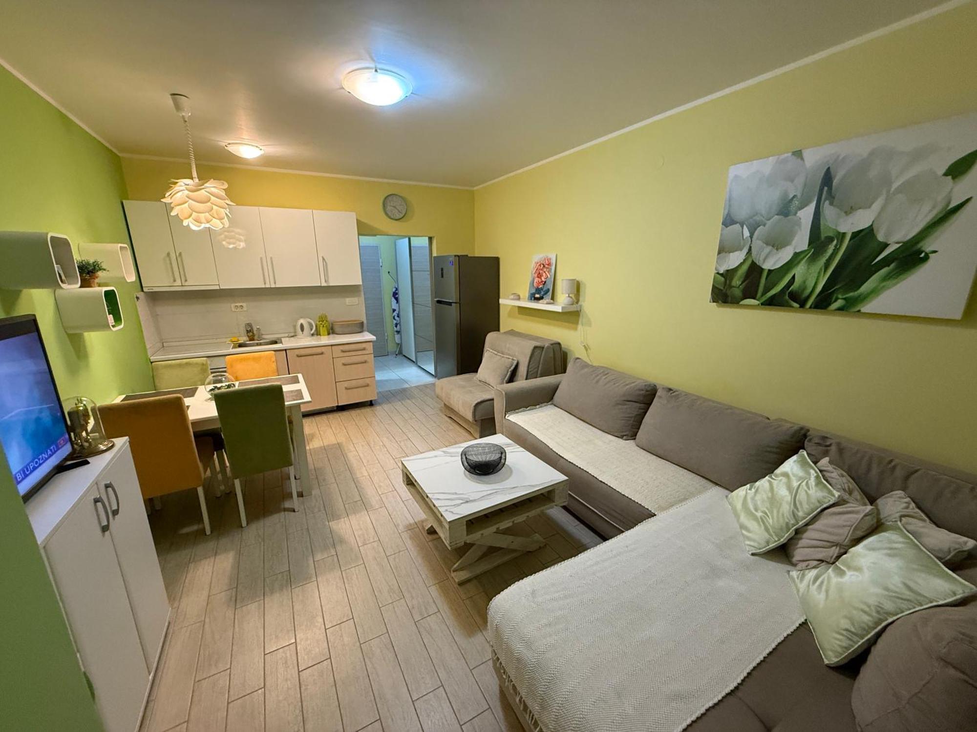 Lux Apartment Vidovic Рафаиловичи Екстериор снимка